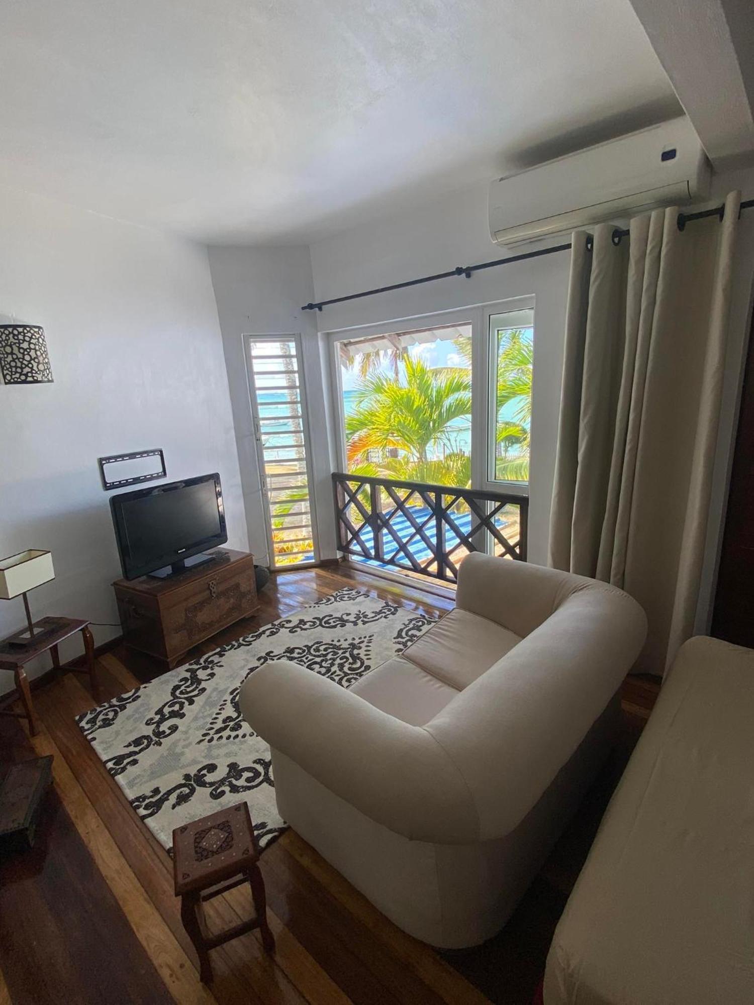 Islands View - Mazor Beach Villas Grand Gaube Ruang foto
